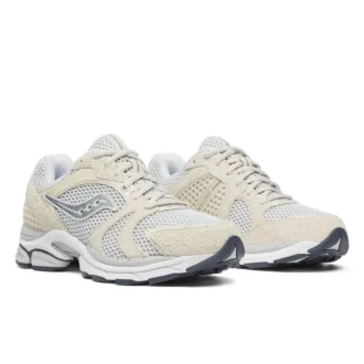 nordstrom x saucony progrid triumph 4 2 330x330 - Nordstrom x Saucony ProGrid Triumph 4